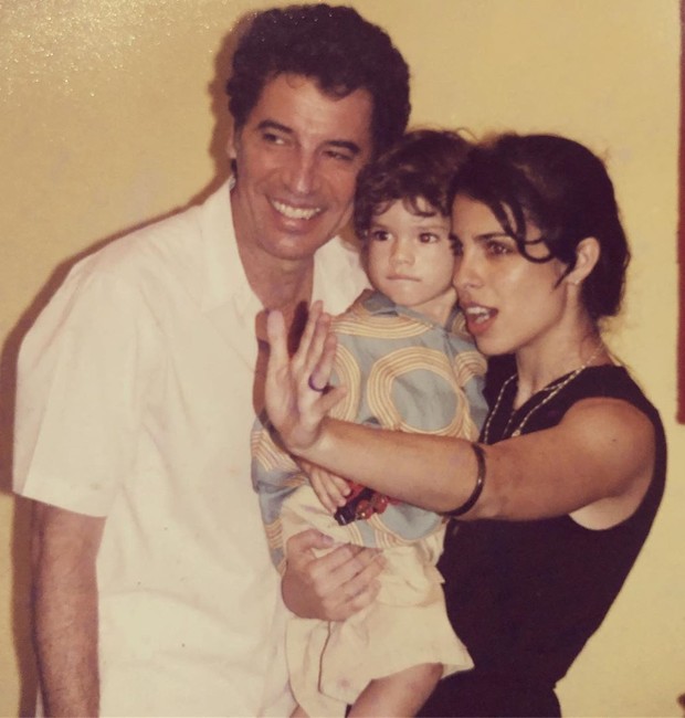 Paulo Betti, Maria Ribeiro, e o filho João Betti (Foto: Reprodução/Instagram)