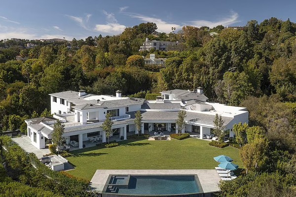 A provável nova moradia de Jennifer Lopez e Ben Affleck em Los Angeles, no bairro de Bel-Air (Foto: Divulgação)