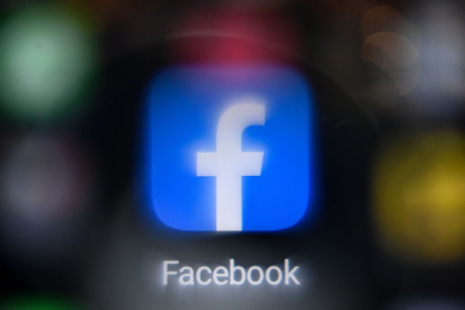 Facebook é multado por vazamento de dados de dos de 2018