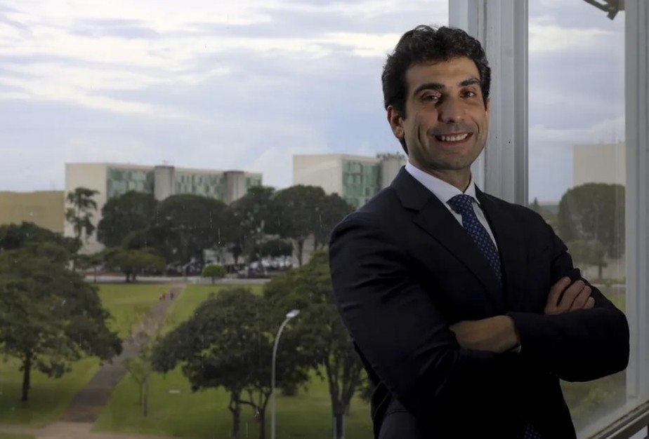 Gabriel Gal&iacute;polo, bra&ccedil;o direito de Haddad, &eacute; indicado pelo governo para  diretoria do BC | Economia | extra