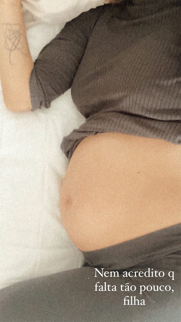 Monica Benini mostra barriga da reta final da segunda gravidez (Foto: Reprodução / Instagram)