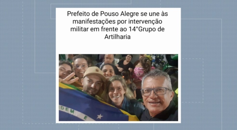 Prefeito de Pouso Alegre, José Dimas da Silva Fonseca (UB), aparece junto aos bolsonaristas em ato — Foto: Reprodução/EPTV