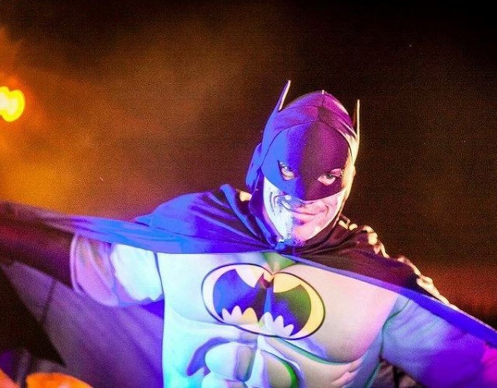 Stari de Batman no Carnaval de Viena — Foto: Reprodução Instagram