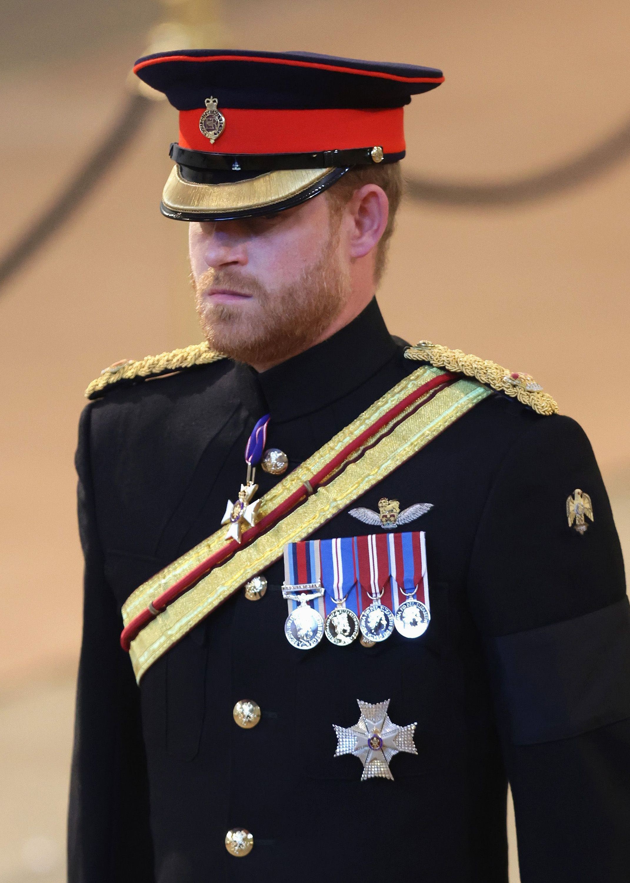 Príncipe Harry, o duque de Sussex, chega para realizar uma vigília em homenagem à rainha Elizabeth II no Westminster Hall em 17 de setembro de 2022 em Londres, Inglaterra (Foto: Getty Images)