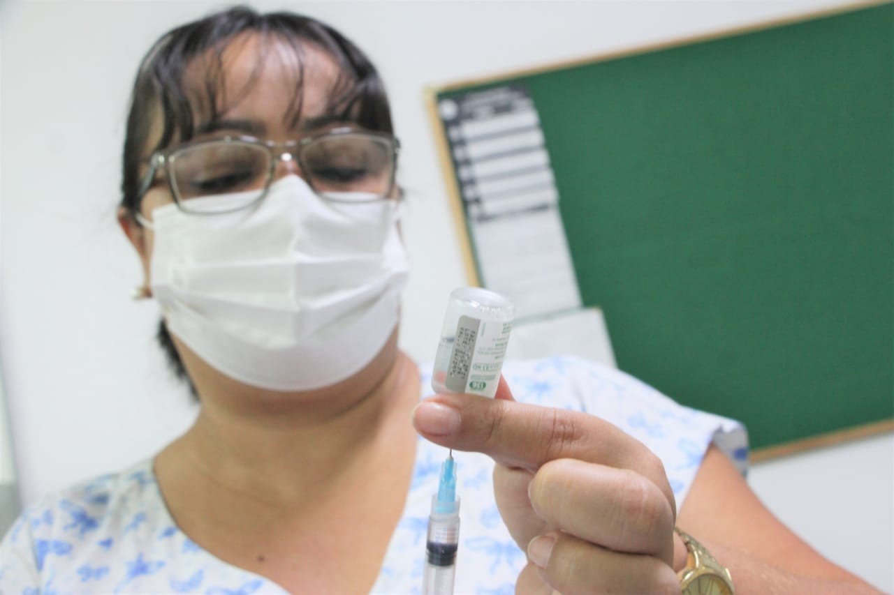 Saúde de Rio Branco atende crianças e adultos com vacina contra a Covid neste sábado (12)