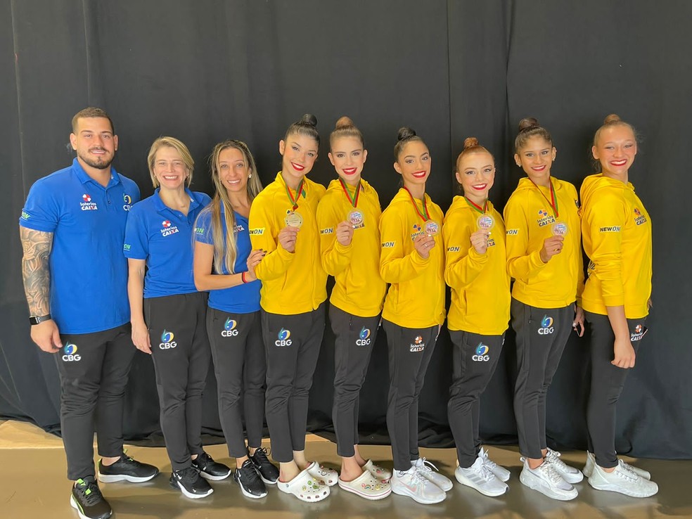 Conjunto do Brasil de gin�stica r�tmica � Foto: Divulga��o/CBG