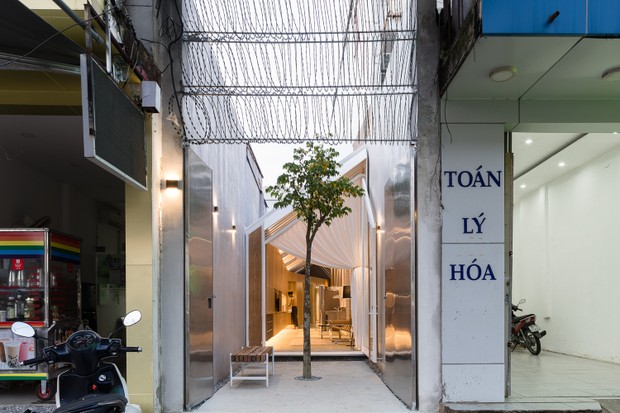 Edifício de 2,9 m de largura é transformado em casa aconchegante no Vietnã (Foto: Quang Tran)