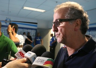 Dirigente do Grêmio confirma saída após 2 meses e alega