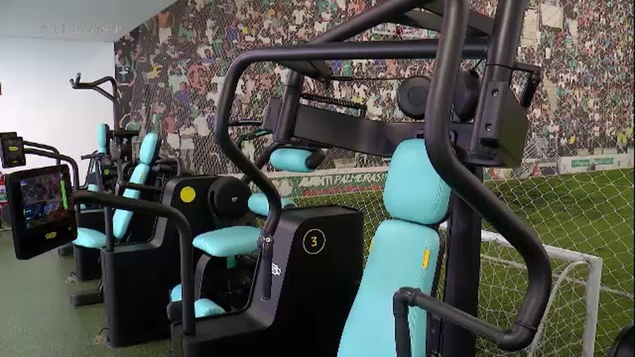 Palmeiras investe em aparelhos que até cumprimentam os atletas