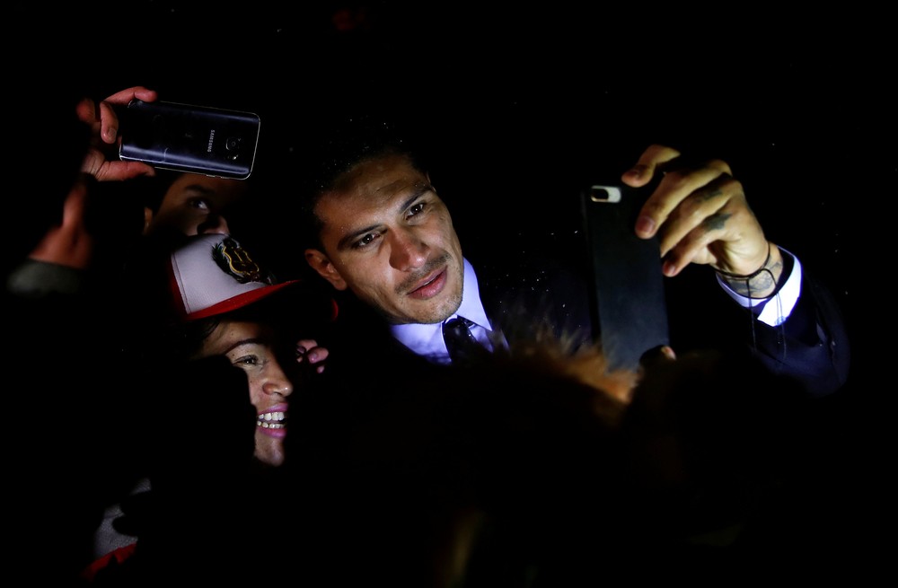 Com a redução da suspensão, Guerrero vai poder disputar a Copa do Mundo (Foto: Reuters)