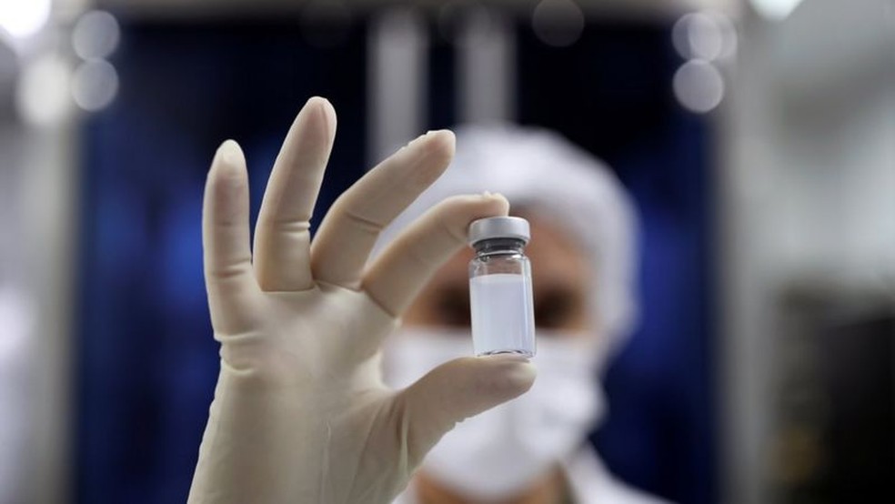 Segundo o Ministério da Saúde, serão destinadas 123.040 doses da vacina CoronaVac ao Maranhão — Foto: Reuters