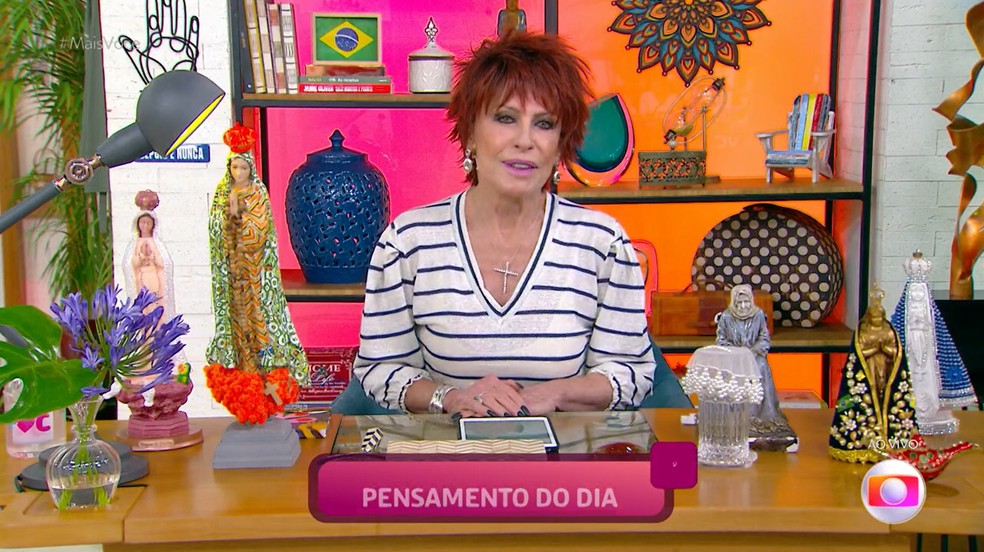 Ana Maria Braga com peruca ruiva no 'Mais Você' — Foto: Reprodução/Globo