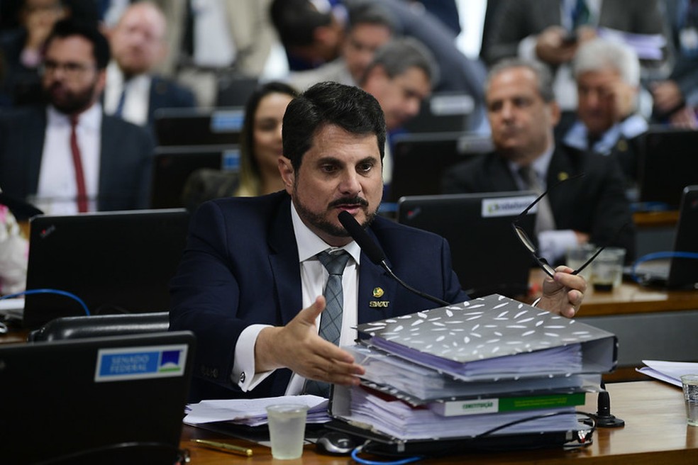 O senador Marcos do Val, na Comissão de Segurança Pública do Senado — Foto: Pedro França/Agência Senado