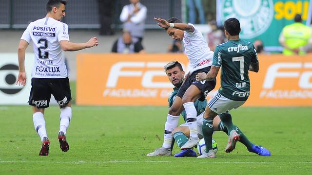 VÍDEO: melhores momentos do primeiro tempo de Palmeiras x Corinthians - Brasileirão