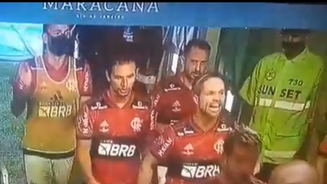 diegogrita2 Tricampeão! Com dois de Gabigol e estrela de João Gomes, Flamengo bate Fluminense e fatura mais uma taça