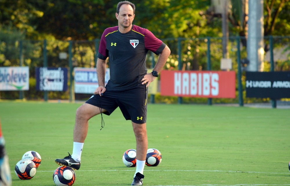 Tricolor pega Linense para se garantir na semi do Paulistão
