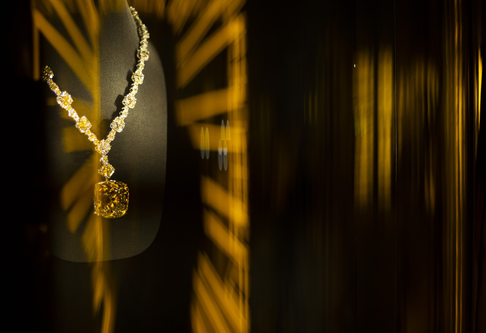 Comprado por Charles Lewis Tiffany em 1877, o Diamante Tiffany, é raro e único. Tem 128,54 quilates e é uma peça sem preço. Não está à venda. É um patrimônio da marca. — Foto: Maria Isabel Oliveira