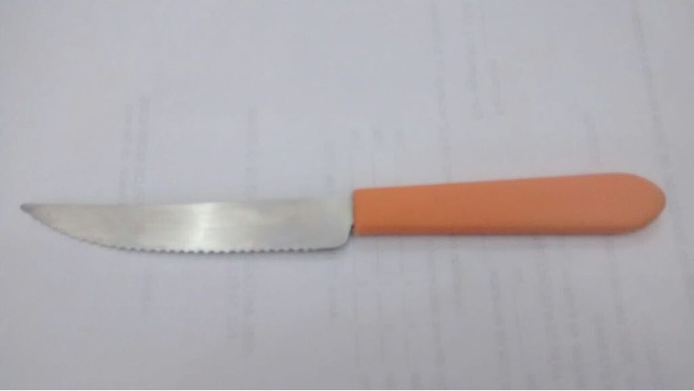 Na mesma penitenciária, outra mulher tentou entrar com uma faca (Foto: Polícia Militar)