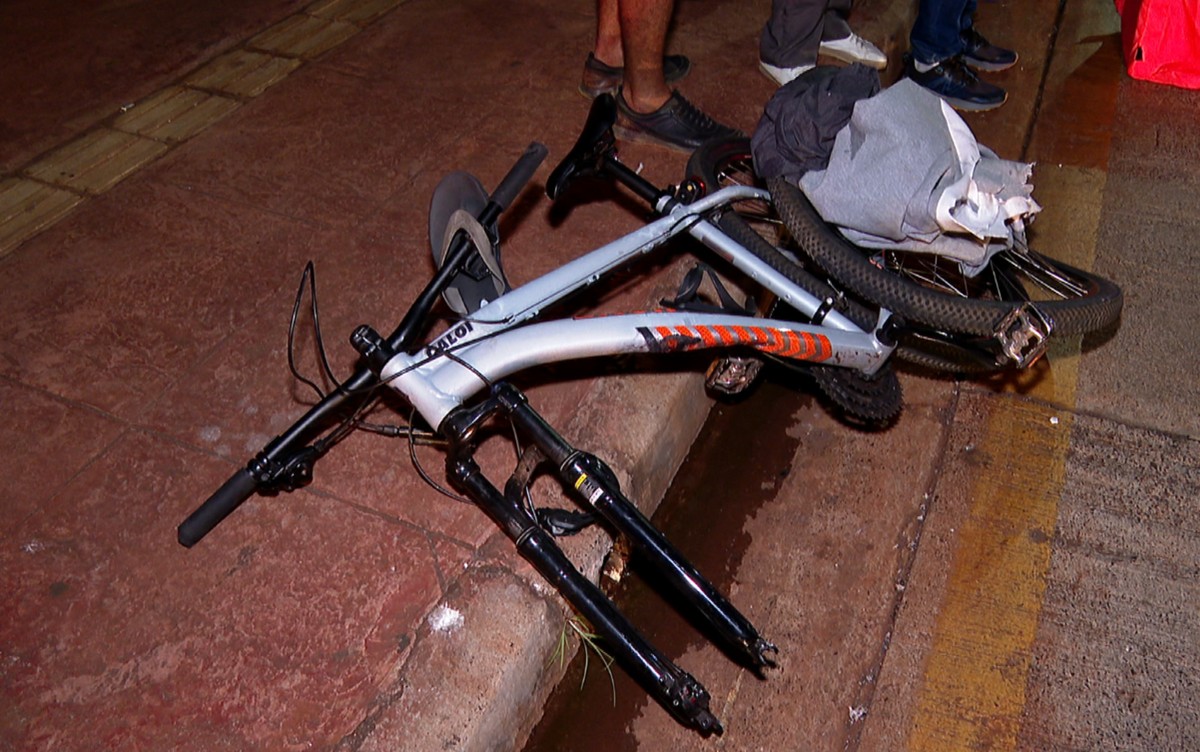 Un accident de voiture, de moto et de vélo fait deux blessés à Ribeirão Preto, SP |  Ribeirao Preto et Franca