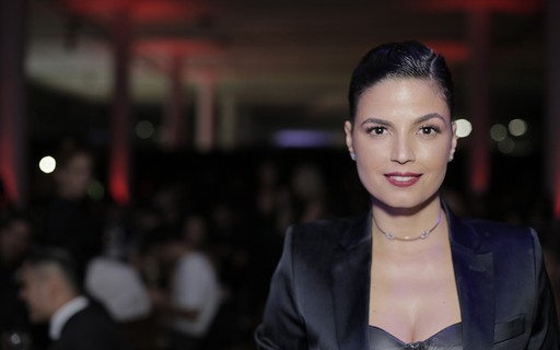 Emmanuelle Araújo sobre viver Gretchen: "a Anitta da geração" - GQ