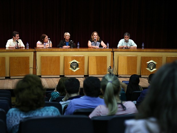 Primeiro encontro de criação do Núcleo Regional Ceará da ABED foi realizado no Teatro Celina Queiroz da Unifor (Foto: Ares Soares/Unifor)