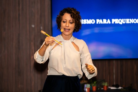 Carol Costa liderou a palestra Paisagismo para Poucos Espaços