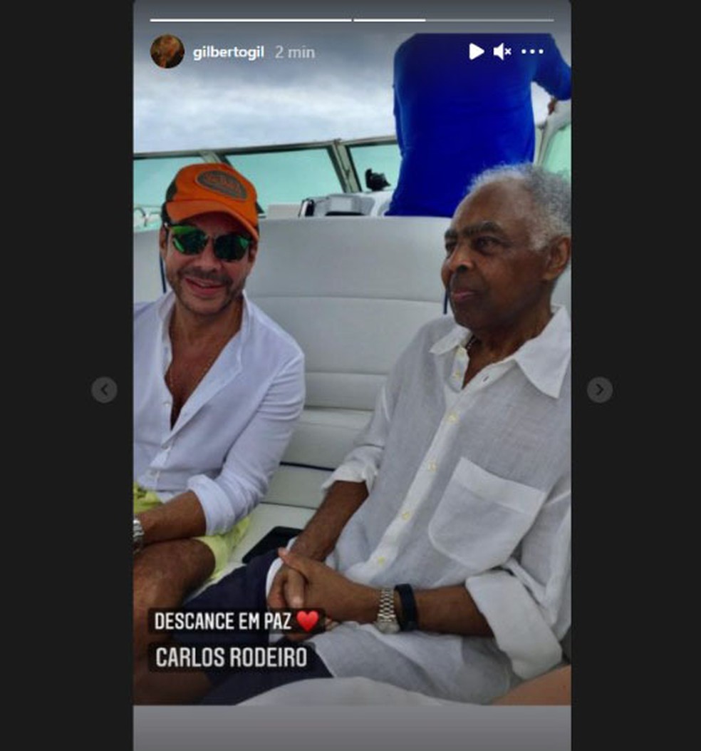 Gilberto Gil se despede do joalheiro baiano Carlos Rodeiro — Foto: Reprodução/Redes Sociais