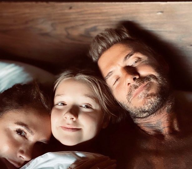 Victoria, Harper e David Beckham (Foto: Instagram)