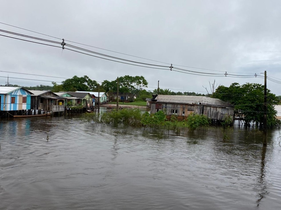Cruzeiro do Sul segue com 500 pessoas desabrigadas por conta da enchente — Foto: Bruno Vinicius/Rede Amazônica