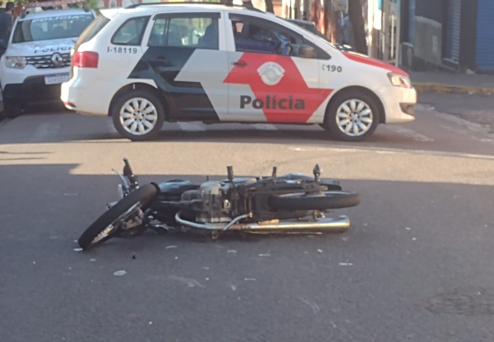Atropelamento foi na Rua Abílio Nascimento, na Vila Marcondes, em Presidente Prudente (SP) — Foto: Cedida