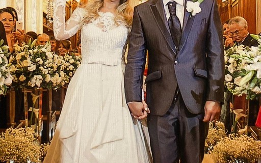 Thaís Pacholek e Belutti postam nos 6 anos de casados: "Não é conto de fadas"