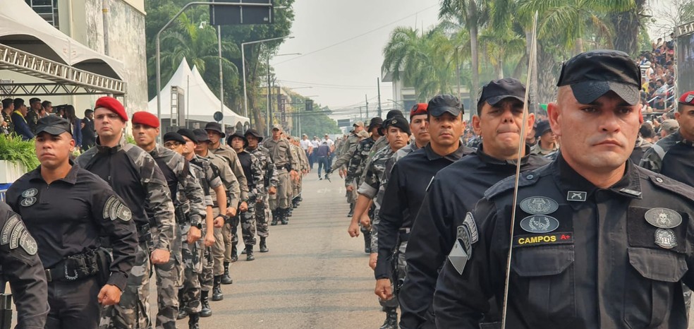 Militares desfilam na comemoração da Independência do Brasil em Rio Branco — Foto: Andryo Amaral/Rede Amazônica