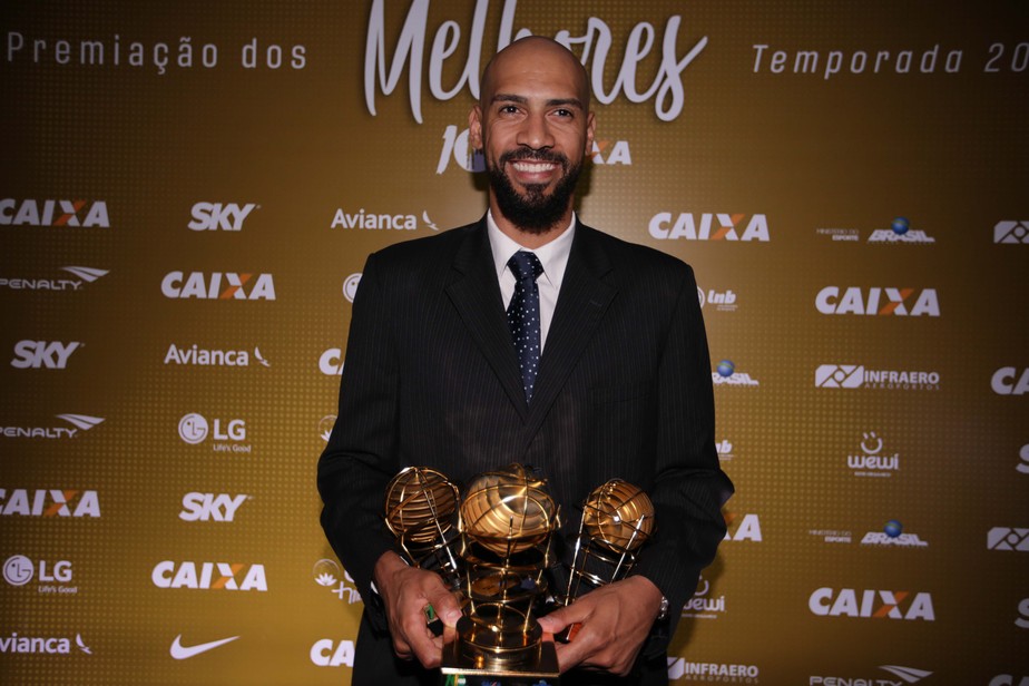 MVP fora da convocaÃ§Ã£o? Marquinhos abre portas para retorno Ã  seleÃ§Ã£o
