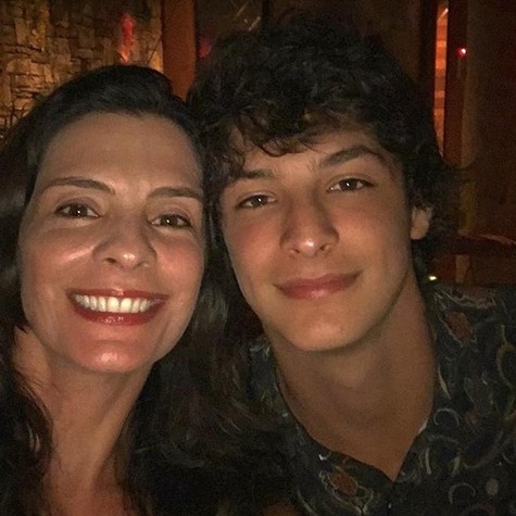 Helena Ranaldi e o filho, Pedro (Foto: Reprodução/ Instagram)