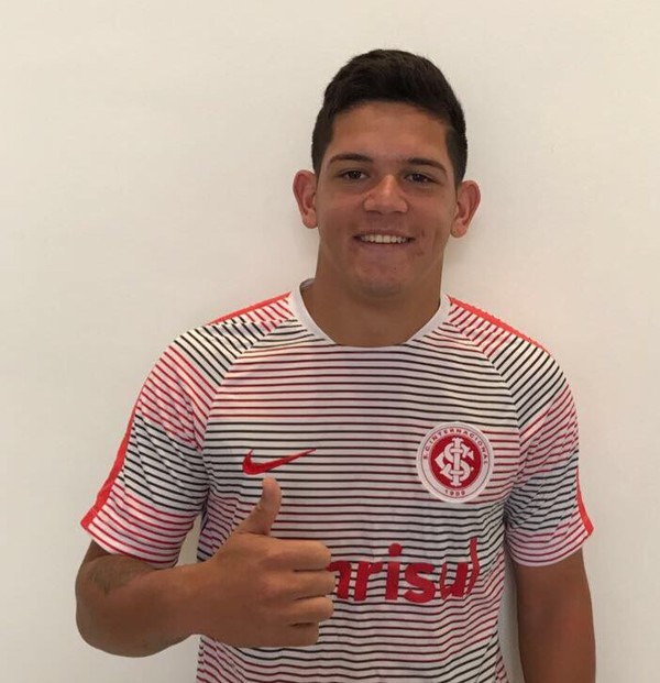 Inter contrata jovem envolvido em escândalo na base do Corinthians