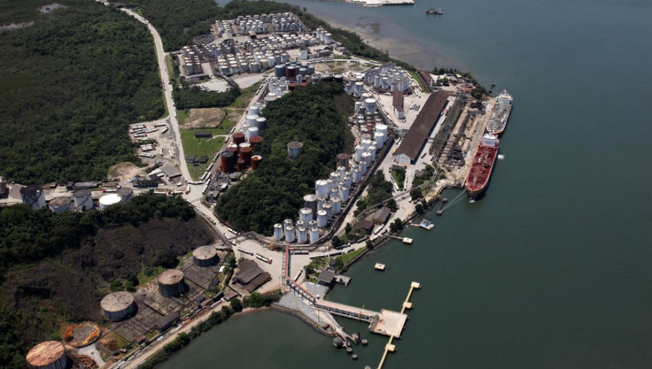 Porto de Santos é o maior complexo portuário da América Latina (Foto: Agência CNT de Notícias / Wikimedia Commons)