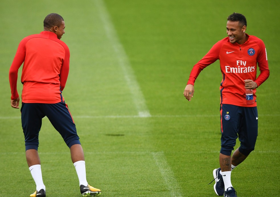 Despedida da nova parceria do PSG (Foto: AFP)