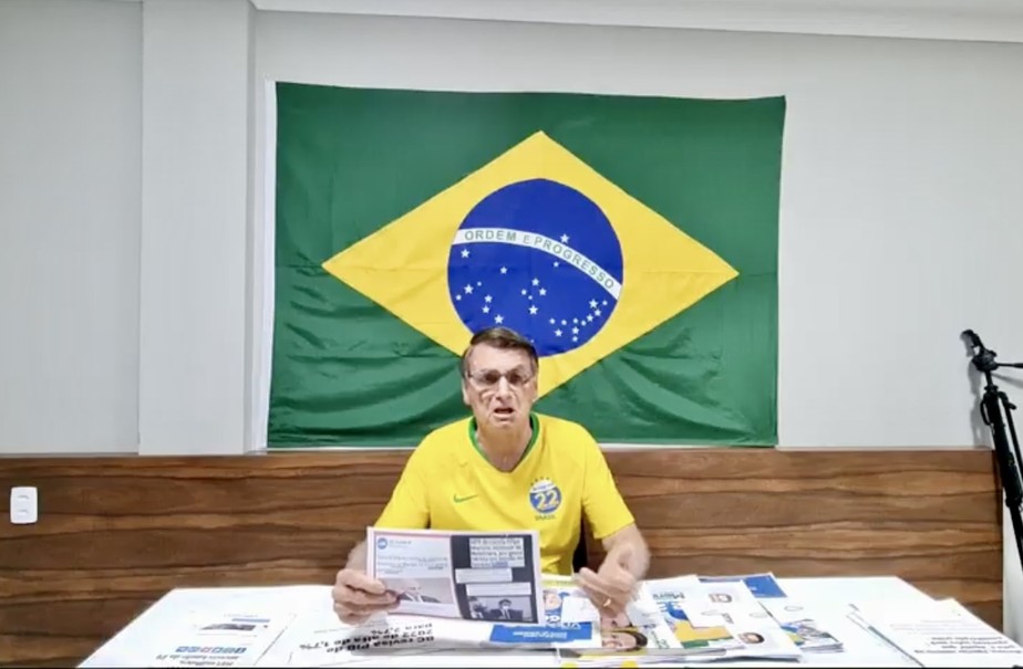 Jair Bolsonaro faz live em 28/09/2022, a três dias do primeiro turno