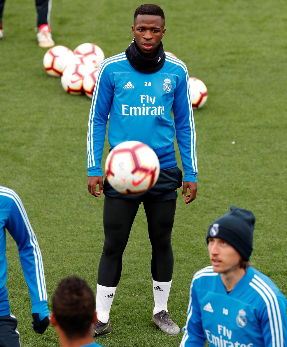 Vinicius Junior já treina com o grupo do Real Madrid — Foto: EFE