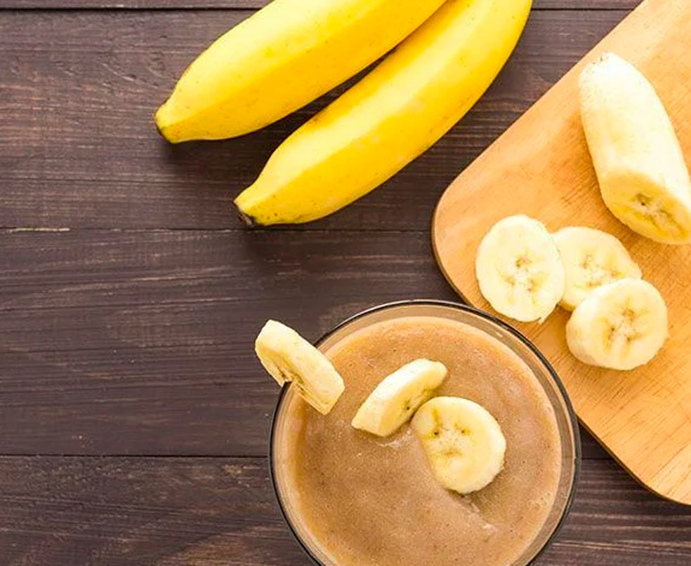 A banana é rica em potássio e uma grande aliada das dietas - EU Atleta — Foto: Divulgação/Getty Images