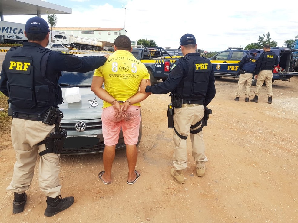 Político é preso quando 'incitava' bloqueio de caminhoneiros nas estradas no Ceará (Foto: PRF/Divulgação)
