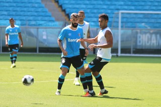 Werley é relacionado pela 1ª vez no ano e desbanca Kadu na Libertadores