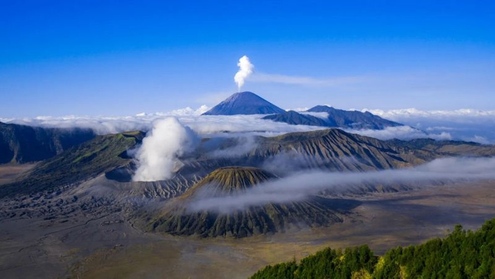 Uma forte erupção no monte Semeru, na Indonésia, pode ser um problema global — Foto: Alamy