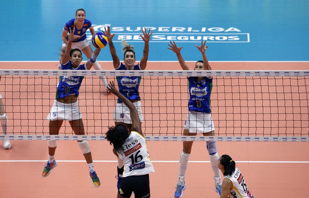 Minas x Praia Clube; Arena Minas; Superliga Feminina — Foto: Orlando Bento/MTC