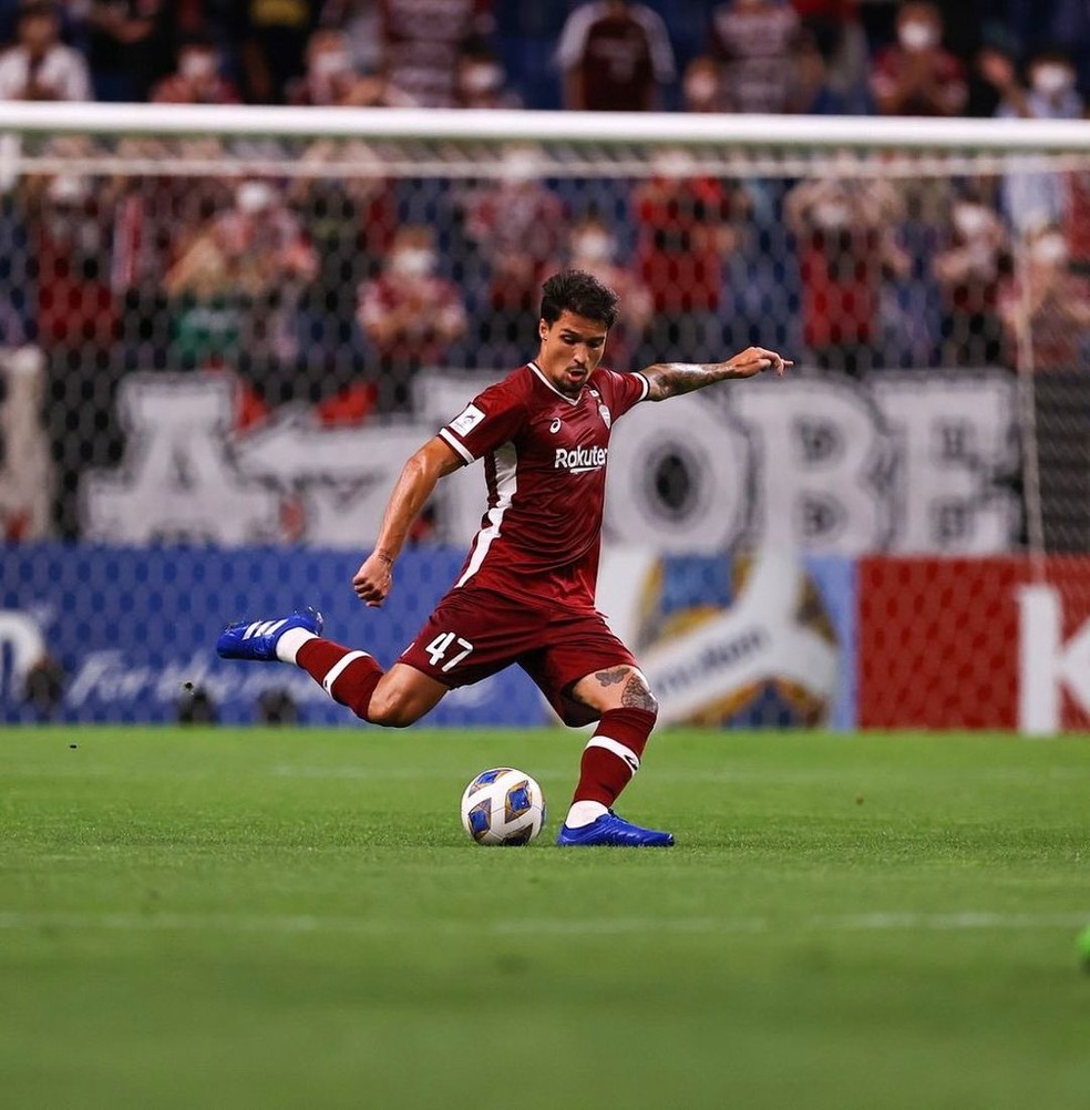 Thuler em a&ccedil;&atilde;o pelo Vissel Kobe, do Jap&atilde;o &mdash; Foto: Reprodu&ccedil;&atilde;o / Instagram