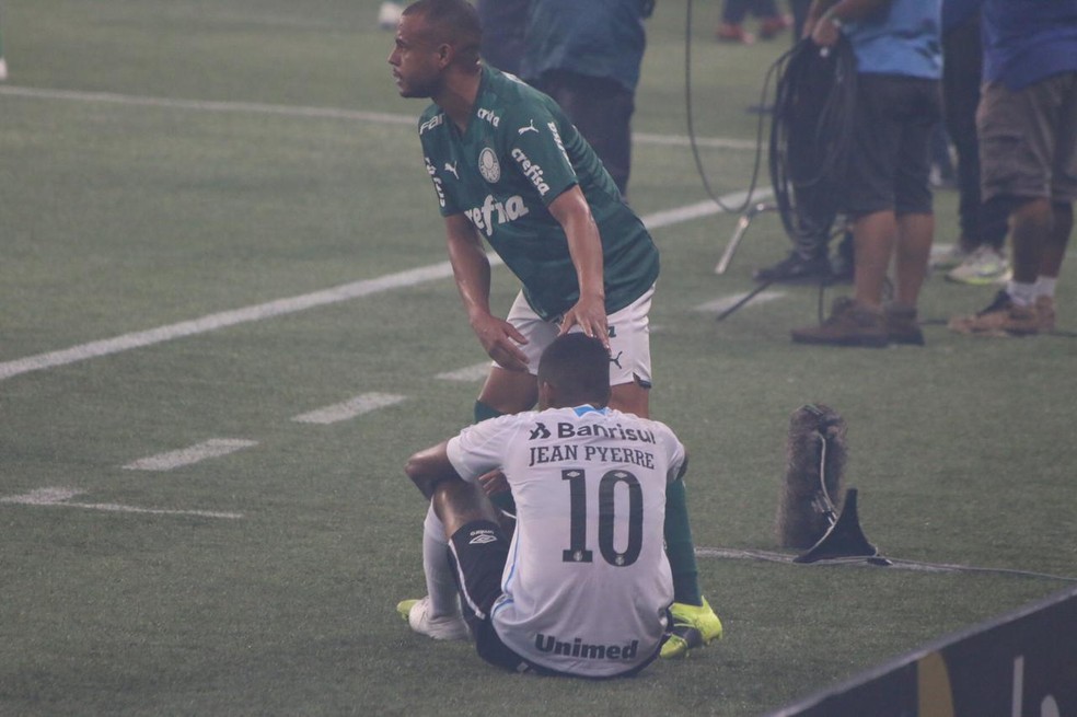 Pai de Jean Pyerre critica Renato e diz que Grêmio não treinou em Atibaia: Foram passear