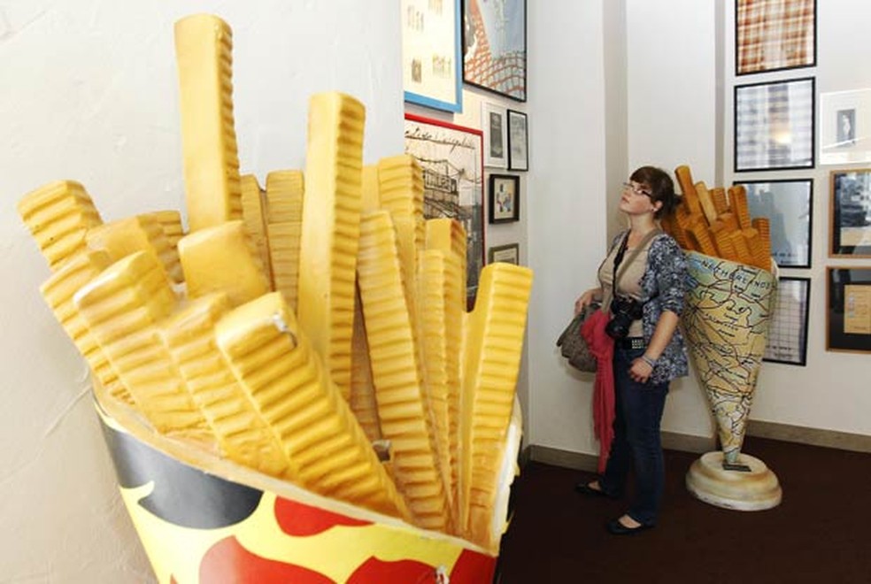Museu na Bélgica é dedicado exclusivamente a informações sobre batata frita. — Foto: Thierry Roge/Reuters
