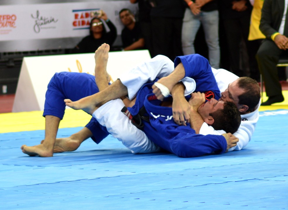 Roger Gracie venceu Marcus Buchecha em sua última luta de jiu-jítsu — Foto: Carlos Arthur Jr.