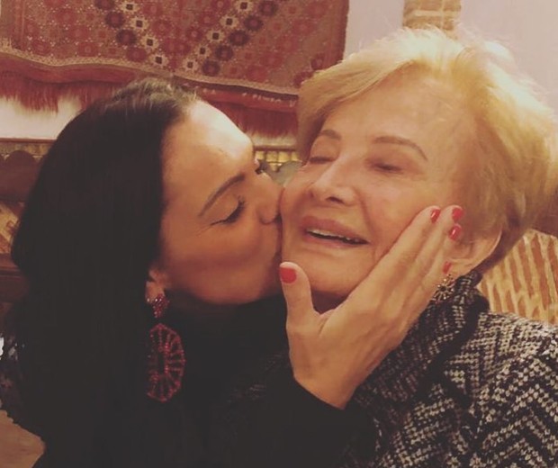 Mocita Fagundes com a sogra, Glória Menezes (Foto: Reprodução/Instagram)
