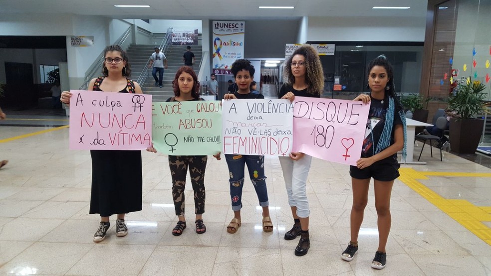 'Nós nos unimos para que isso causasse impacto e que as pessoas entendam que isso não é natural e não pode ser aceito', diz uma estudante (Foto: Lya Garcia/Arquivo pessoal)